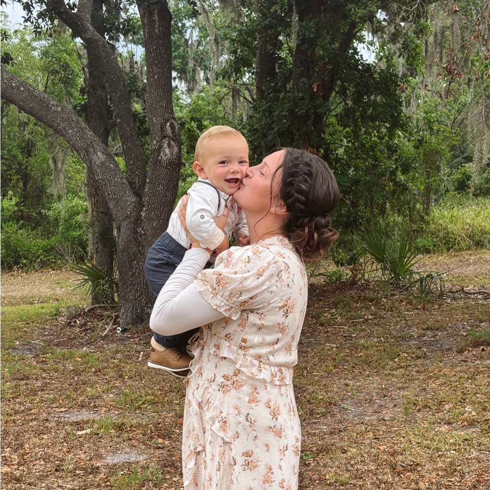 Meet your Posher, Christa - Picture 4 of 4